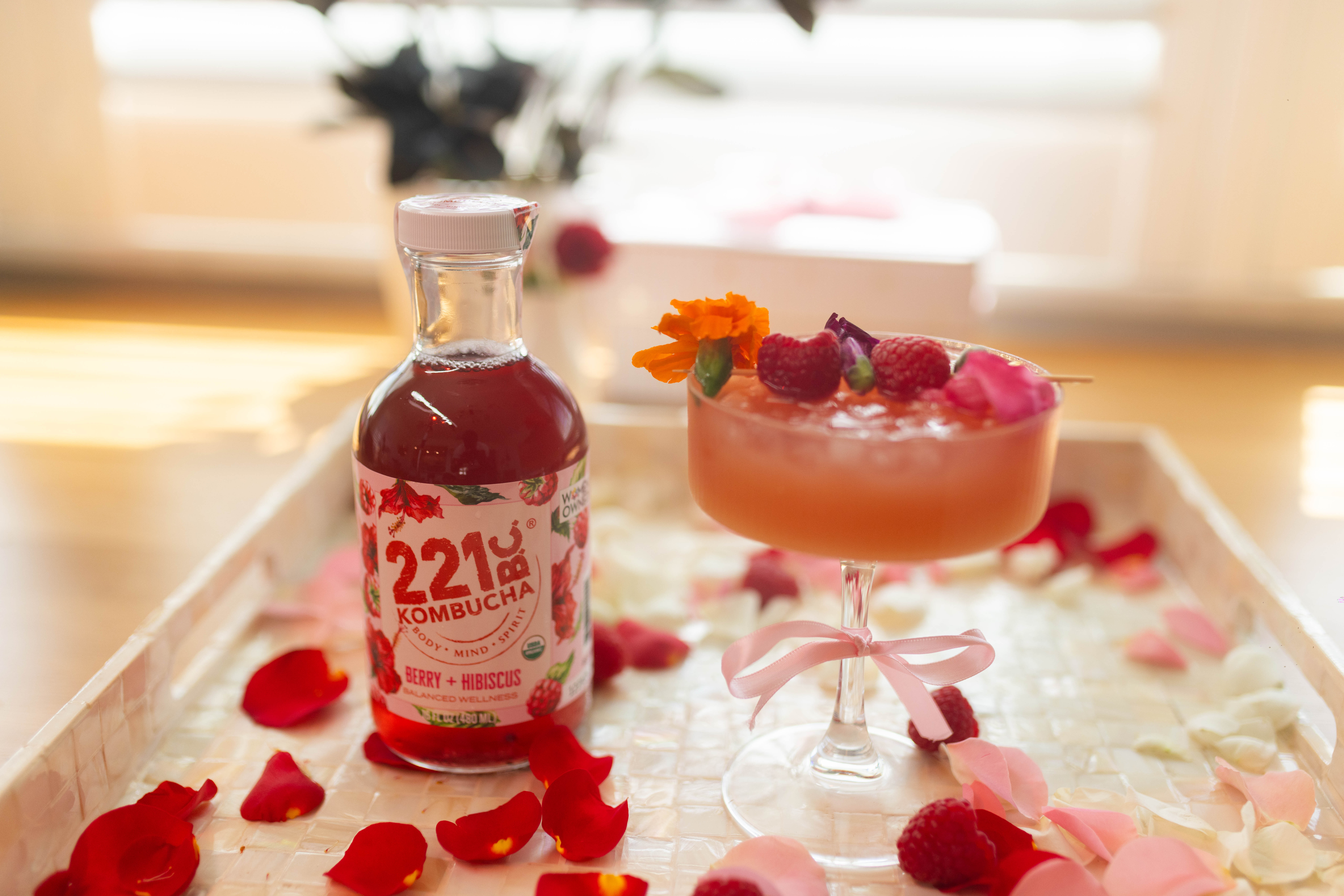 Hibiscus Honey Sparkler